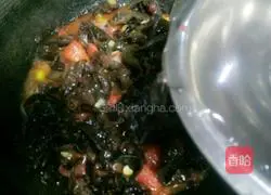 Tomatoes, scrambled eggs and black fungus Illustration of how to do it 13