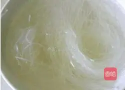 Illustration of how to make vermicelli enoki mushrooms and steamed prawns 2