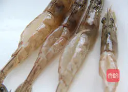 Illustration of how to make steamed shrimp with garlic vermicelli 5