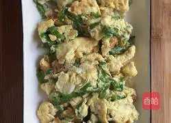 Illustration of how to make fried eggs with green pepper 11