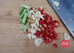 Illustration of braised golden pomfret 2