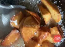 Illustration of how to make shredded sweet potatoes 8