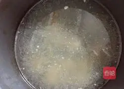 Illustration of how to cook tomato-braised pork ribs 3