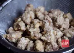 Pineapple Sweet and Sour Pork Recipe Illustration 8