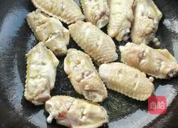 Illustration of how to make curry potato chicken wings 7