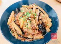Illustration of how to cook eggplant with fried minced pork and sauce 13