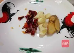 Illustration of Hakka rice wine braised pig trotters 3