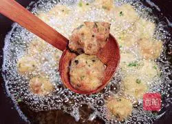 Illustration of how to make fried radish meatballs 14