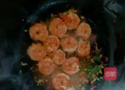 Illustration of how to make salt and pepper shrimps 9