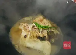 Illustration of how to make spiced pig ears 3