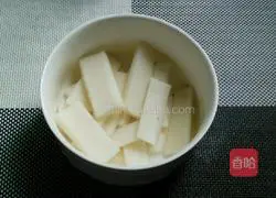 Illustration of how to make fried meat with yam and fungus 9