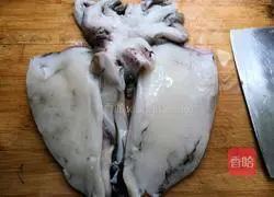 Illustration of how to make sweet and sour cuttlefish 1