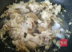 Stew Illustration of how to make pig's trotters 3