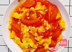 How to make scrambled eggs with tomatoes Illustration 11