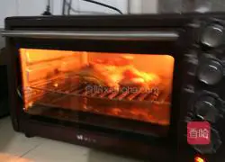 Illustration of how to make oven-roasted chicken 6