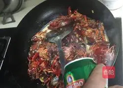 Garlic Crayfish Recipe Illustration 6