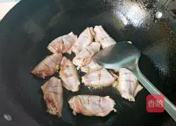 Illustration of how to make Coke chicken wings 6