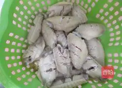 Illustration of how to make Coke Chicken Wings 3