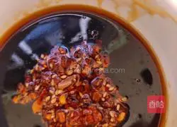 Illustration of how to make saliva chicken legs 14