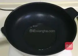 Illustration of how to make spicy boiled fish 11