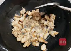 Illustration of how to make pork belly and braised eggs 4