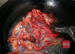 Illustration of how to make garlic crayfish 2