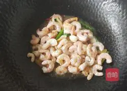 Pitaya fried shrimp recipe 11