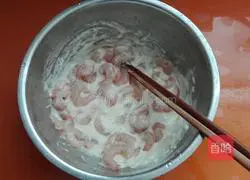 Illustration of how to make fried shrimps 5
