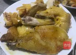 Illustration of how to make salt-baked chicken 3