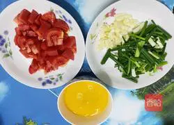 Illustration of how to make scrambled eggs with tomatoes 1