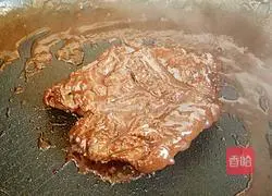 Illustration of how to make pan-fried steak 12