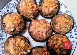 Illustration of how to make meat stuffed with mushrooms 2