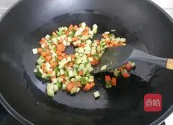 Illustration of how to make fried rice cakes with fresh vegetables and shrimp balls 10