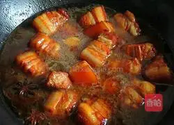 Mao's Braised Pork Recipe Illustration 6