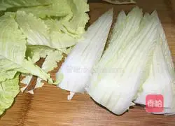 Illustration of how to make fancy cabbage stuffed with meat 5