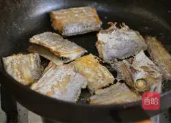 Illustration of how to make radish and ribbon fish 6