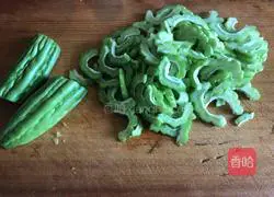 Bitter Melon Scallops Recipe Illustration 2