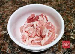 Illustration of how to make fried tofu with leeks 3