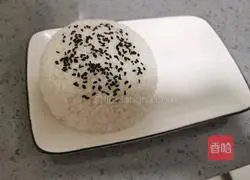 Illustration of how to make curry chicken rice 15