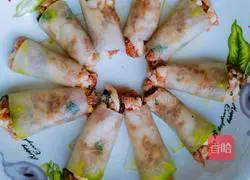 Illustration of how to make minced meat and winter melon rolls 6