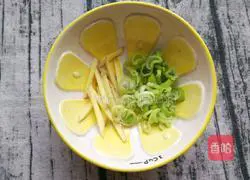 Illustration of how to cook fresh shrimps and chestnuts 6