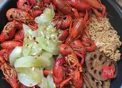 Illustration of how to make crayfish with ingredients 8