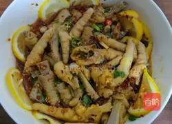 网Illustration of how to make red lemon chicken feet 3