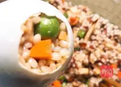 Illustration of how to make glutinous rice eggs 8