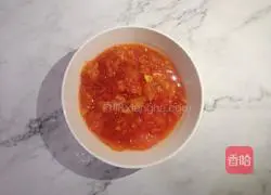 Illustration of how to make tomato and chicken meatballs 9