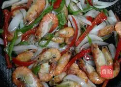 Illustration of how to make salt and pepper big head shrimp 6