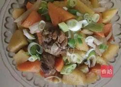 Illustration of how to make chicken legs stewed with potatoes 10