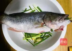 Illustration of how to make steamed seabass 3