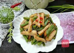 Illustration of how to make stir-fried green beans with pork neck 10