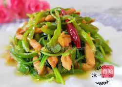 Illustration of how to make spicy shredded pork 1